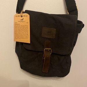 Top wolf adjustable strap cloth bag